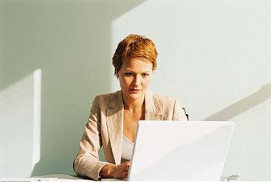 《忍者龙剑传4》逆流而上：开发者拒绝“类魂”潮流